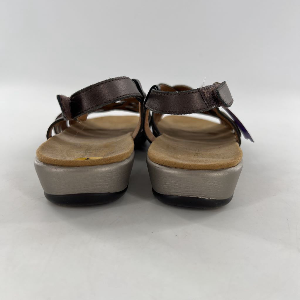 7 leather ankle strap sandal