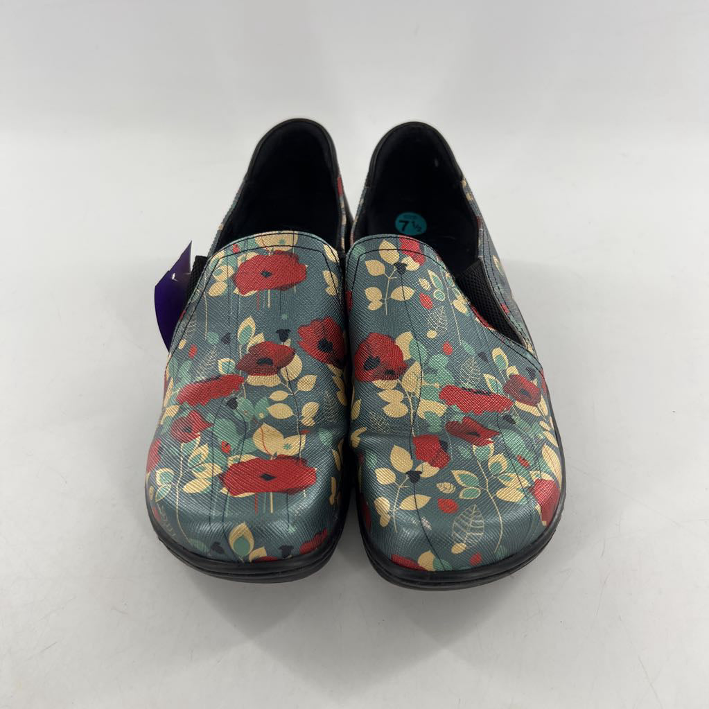 7.5 floral clogs