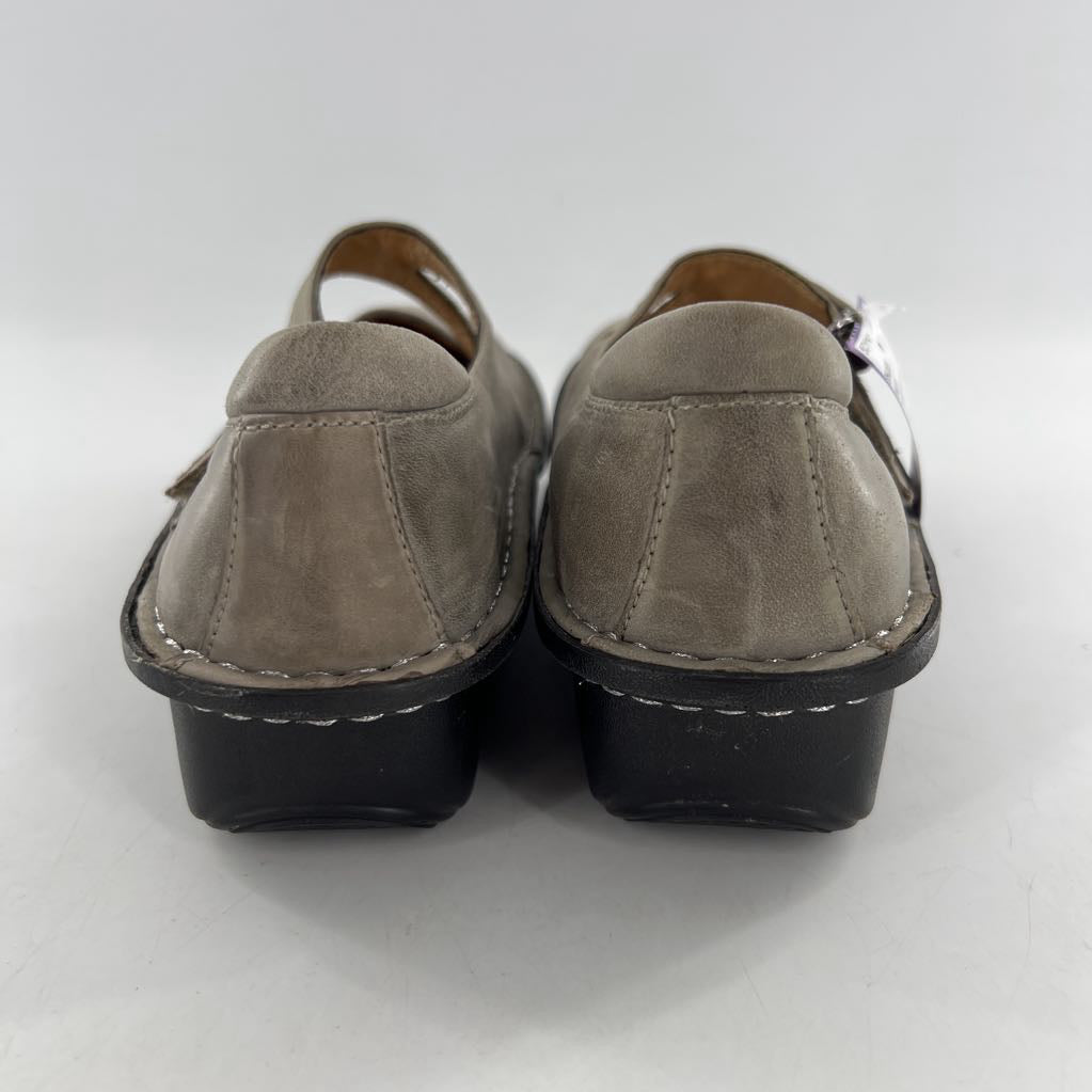 7.5 platform mary-jane clogs