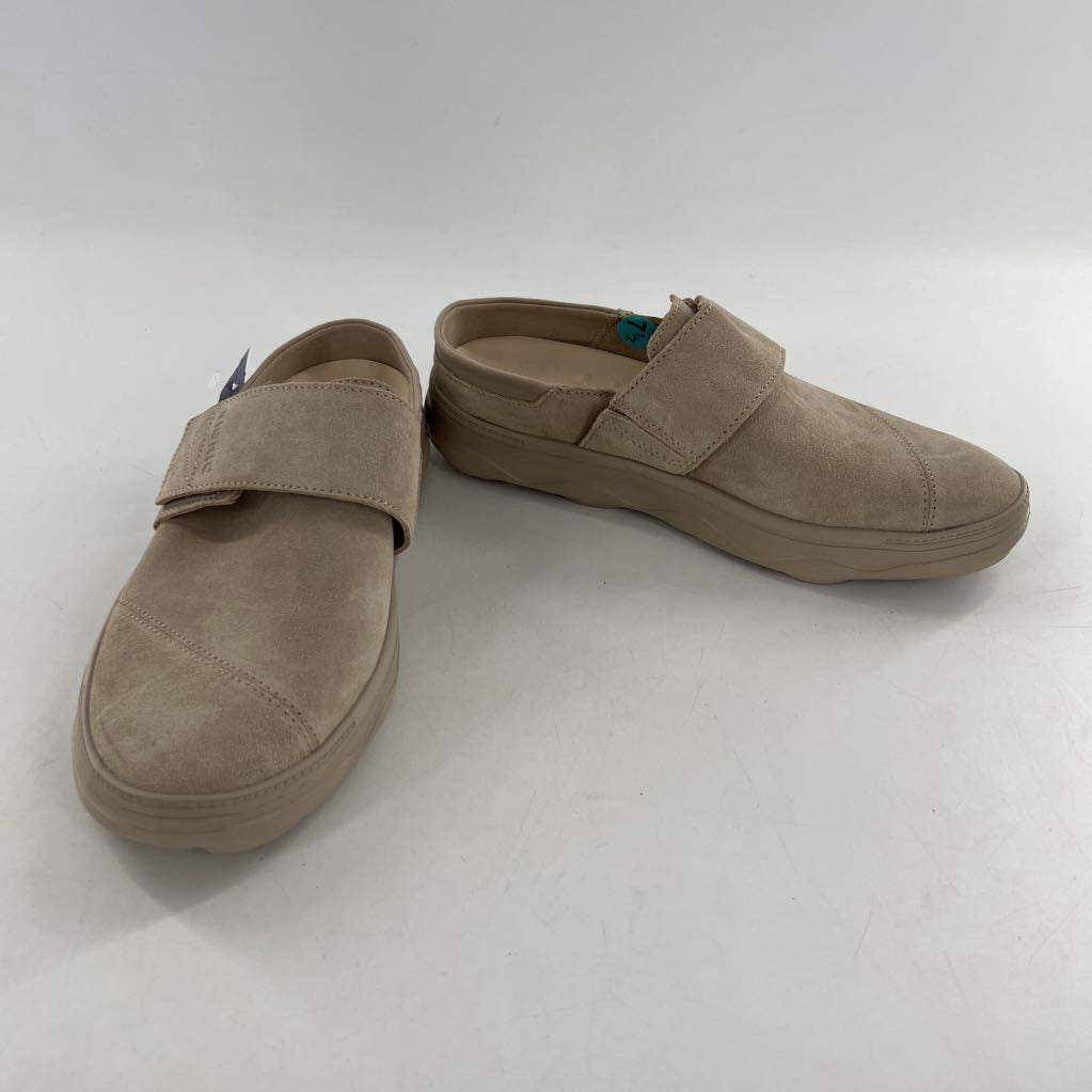 7.5 velcro strap mules