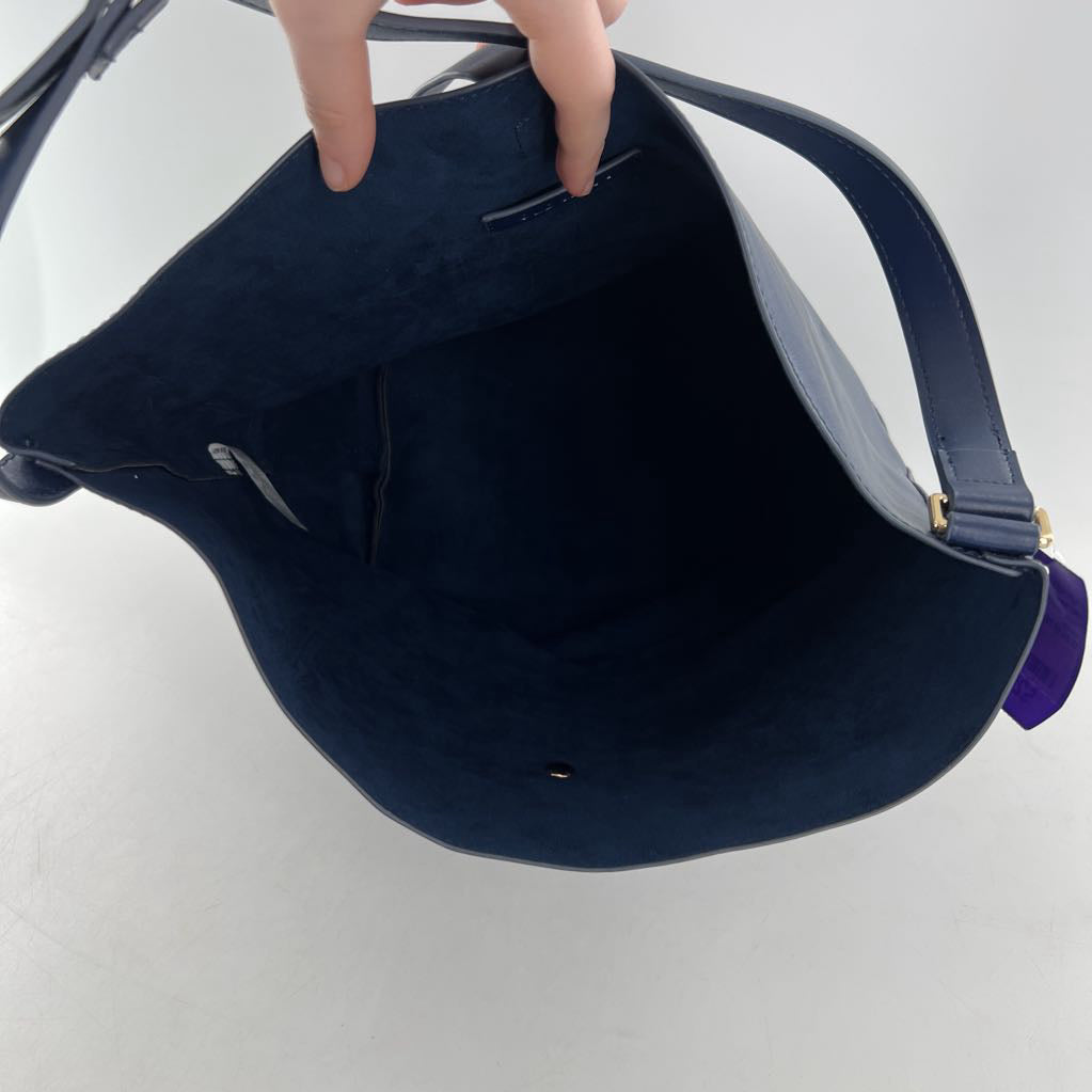 faux leather snap closure tote