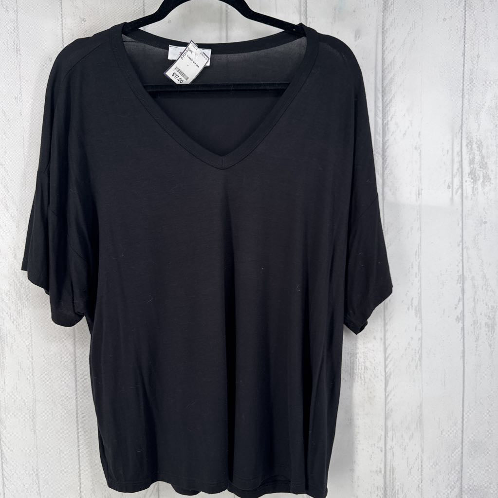 XL v-neck s/s tee