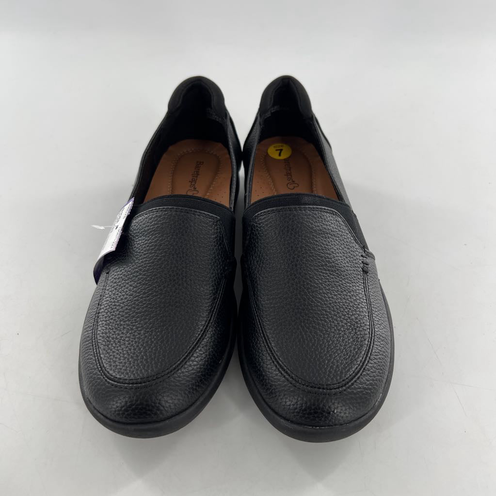 7 pebbled leather slip-ons