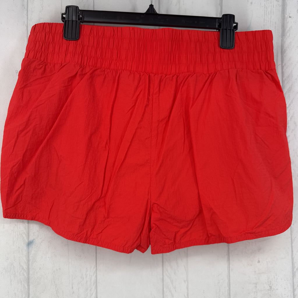 L hi rise shorts
