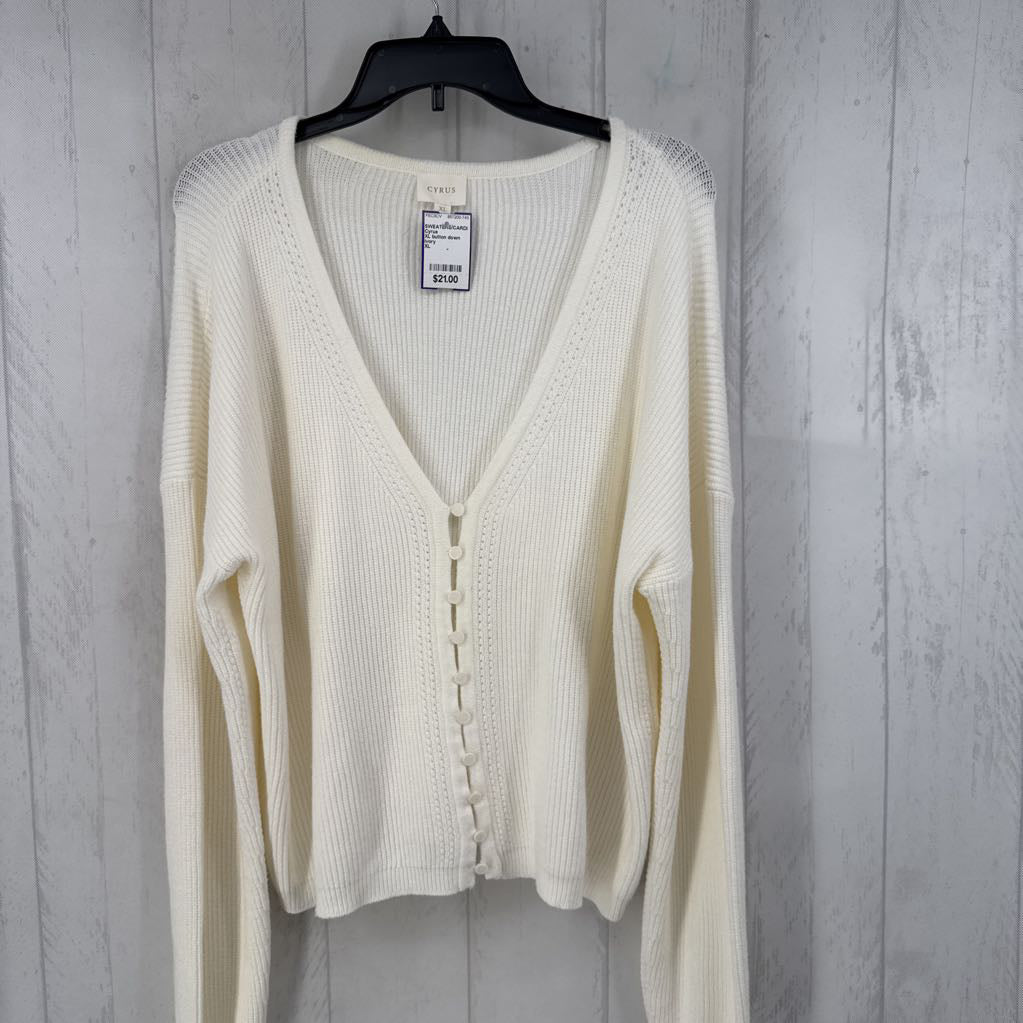 XL button down cardi