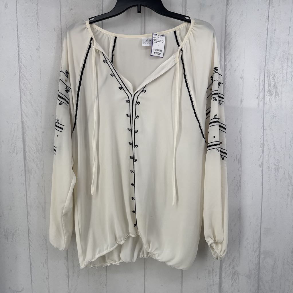 L embroidered tie front l/s top