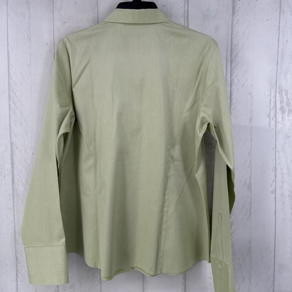 12 button down l/s top