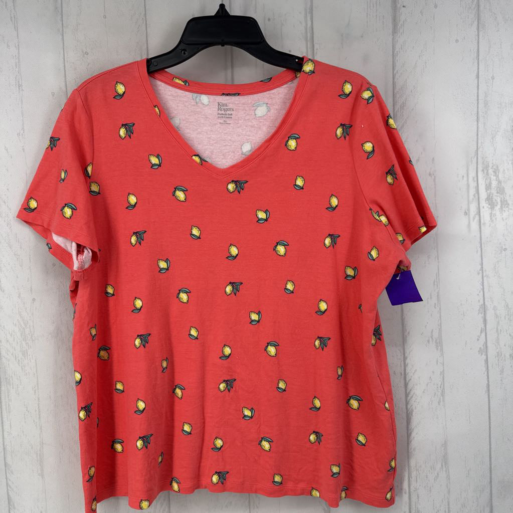 XL lemon print v-neck s/s tee
