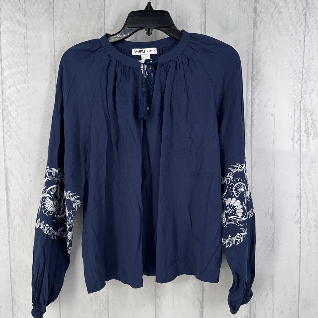 S tassel tie embroidered l/s top