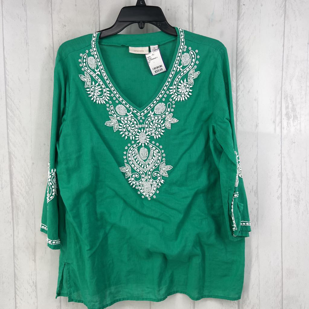 L embelished v-neck 3/4 slv tunic