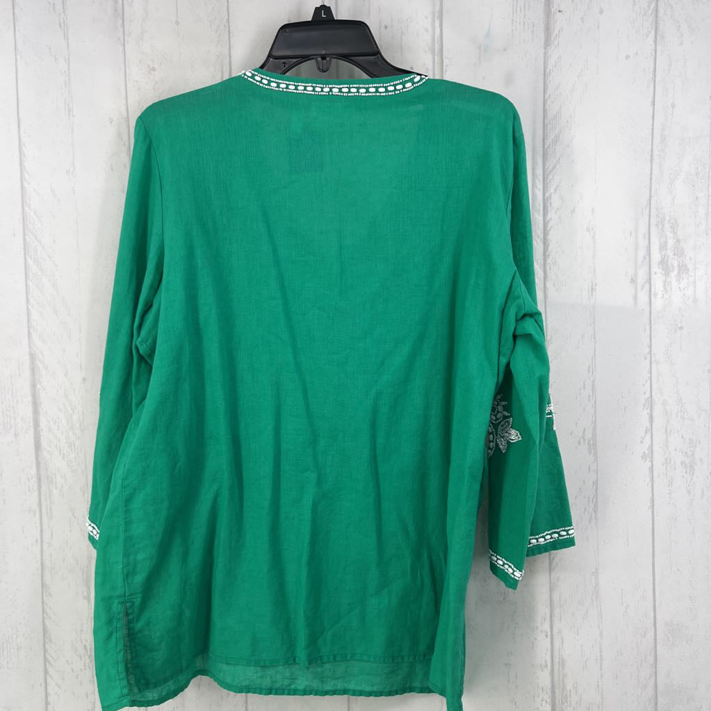 L embelished v-neck 3/4 slv tunic