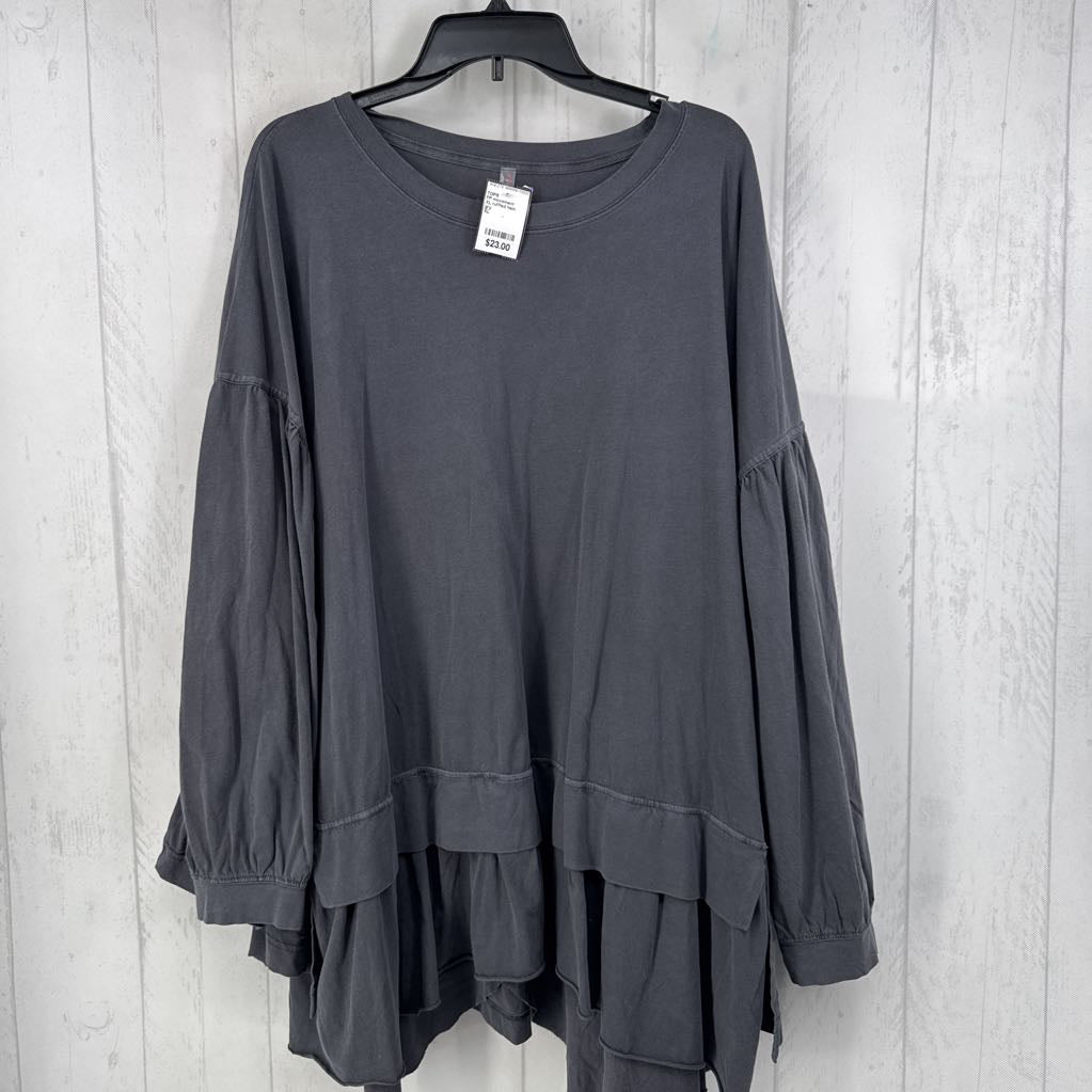 XL ruffled hem drop shoulder l/s tee