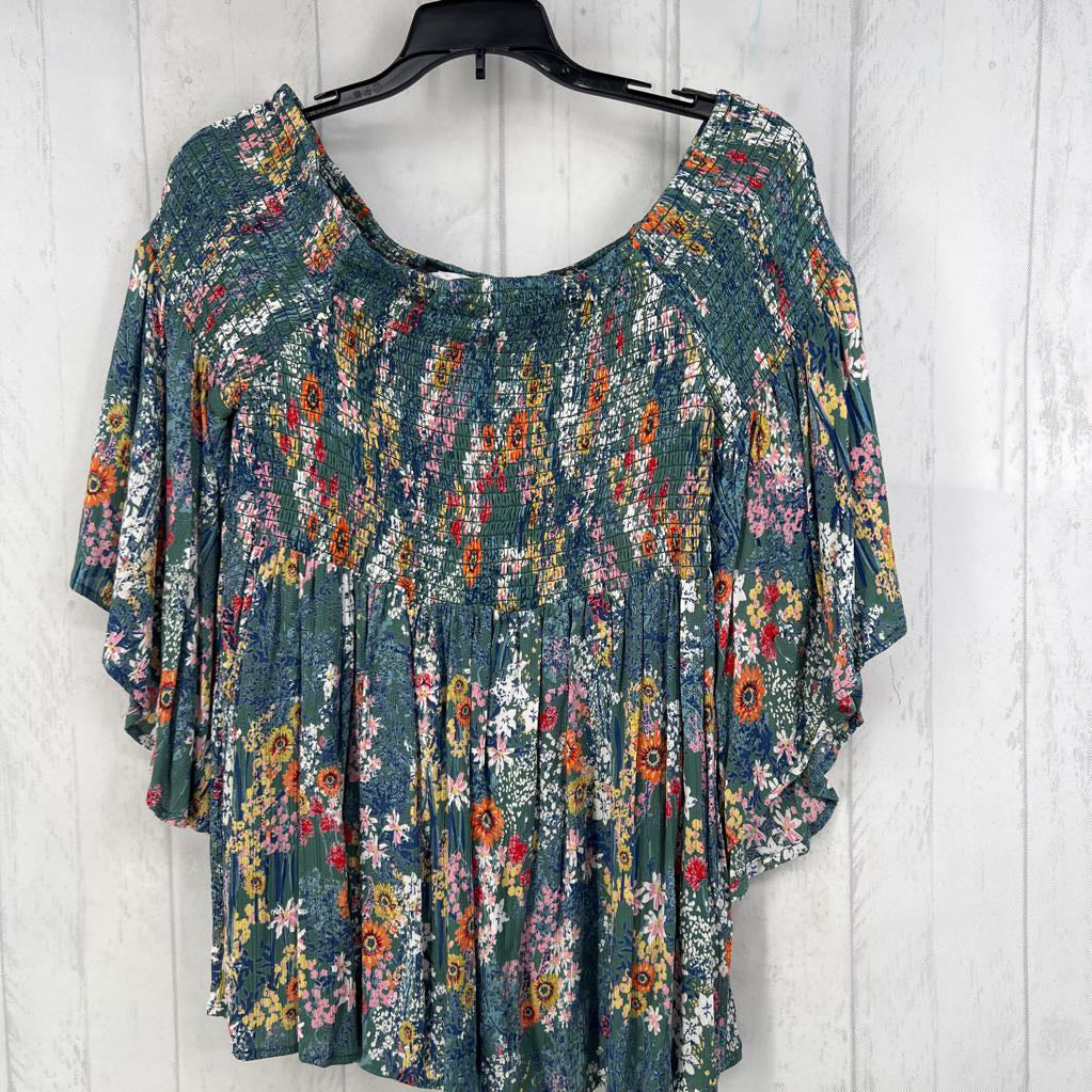 L smocked flo print flutter slv top