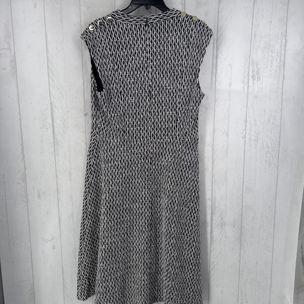 12 tweed v-neck slvls dress