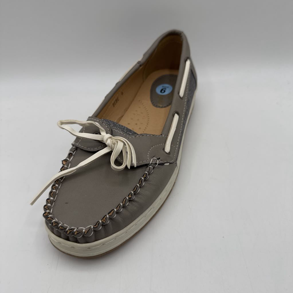 6 leather boat shoes