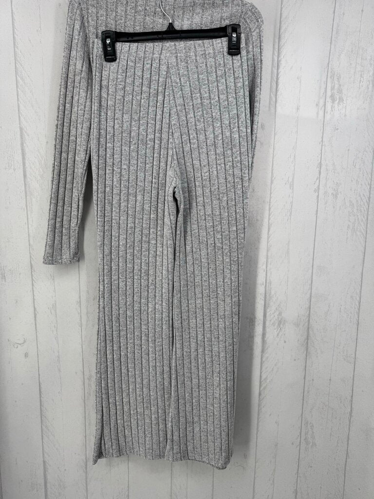 S/M 2pc ribbed l/s crop top & flare leggings
