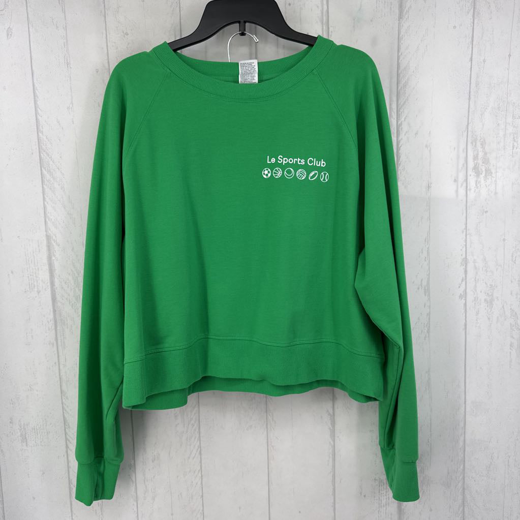 L/XL crewneck sweatshirt & shorts set