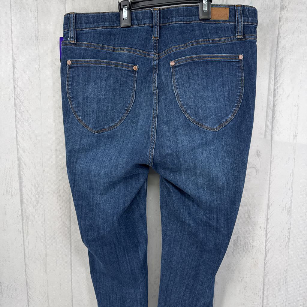 15 pull-on skinny jean