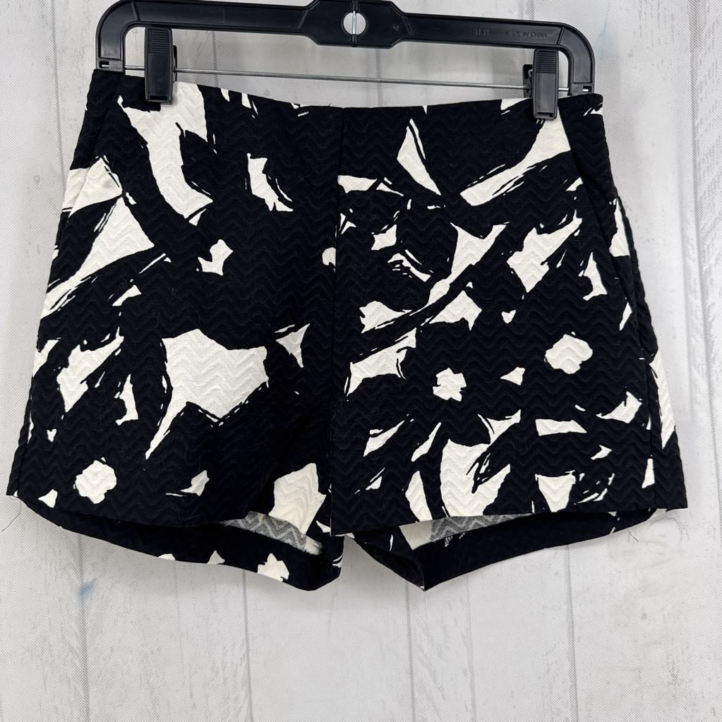 2 textured shorts
