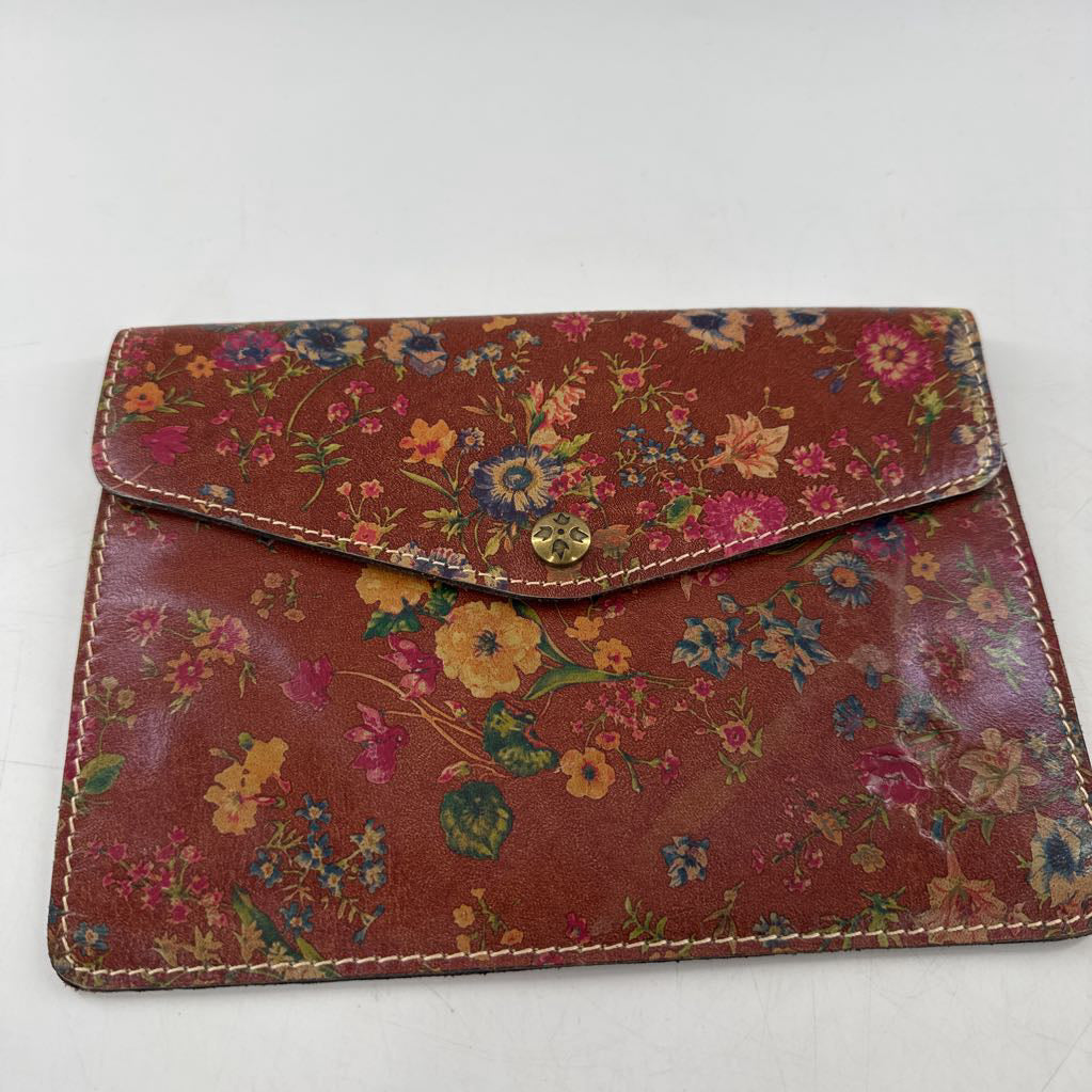 flower print envelope clutch