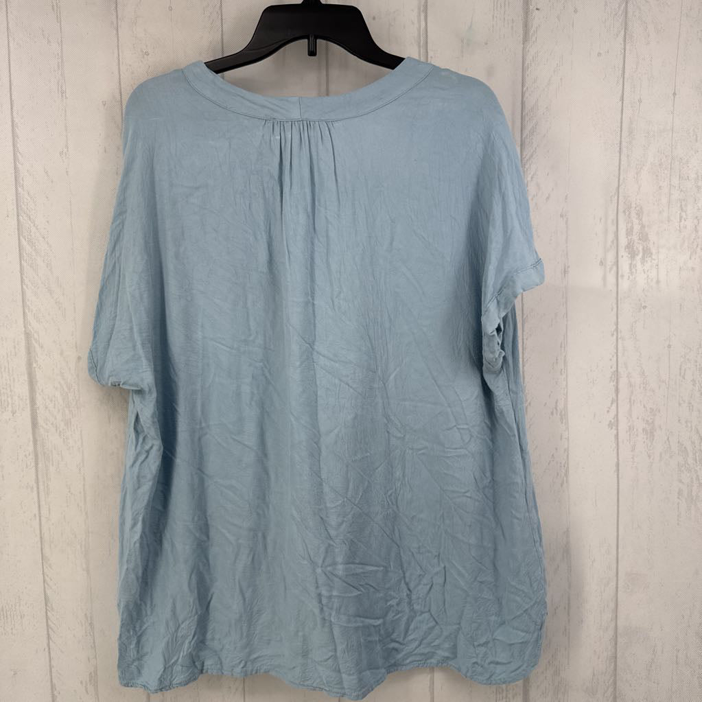 XL v-neck s/s hi-lo top