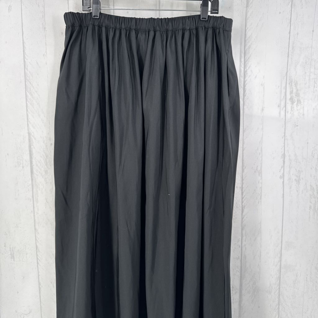 XXL pleated skirt