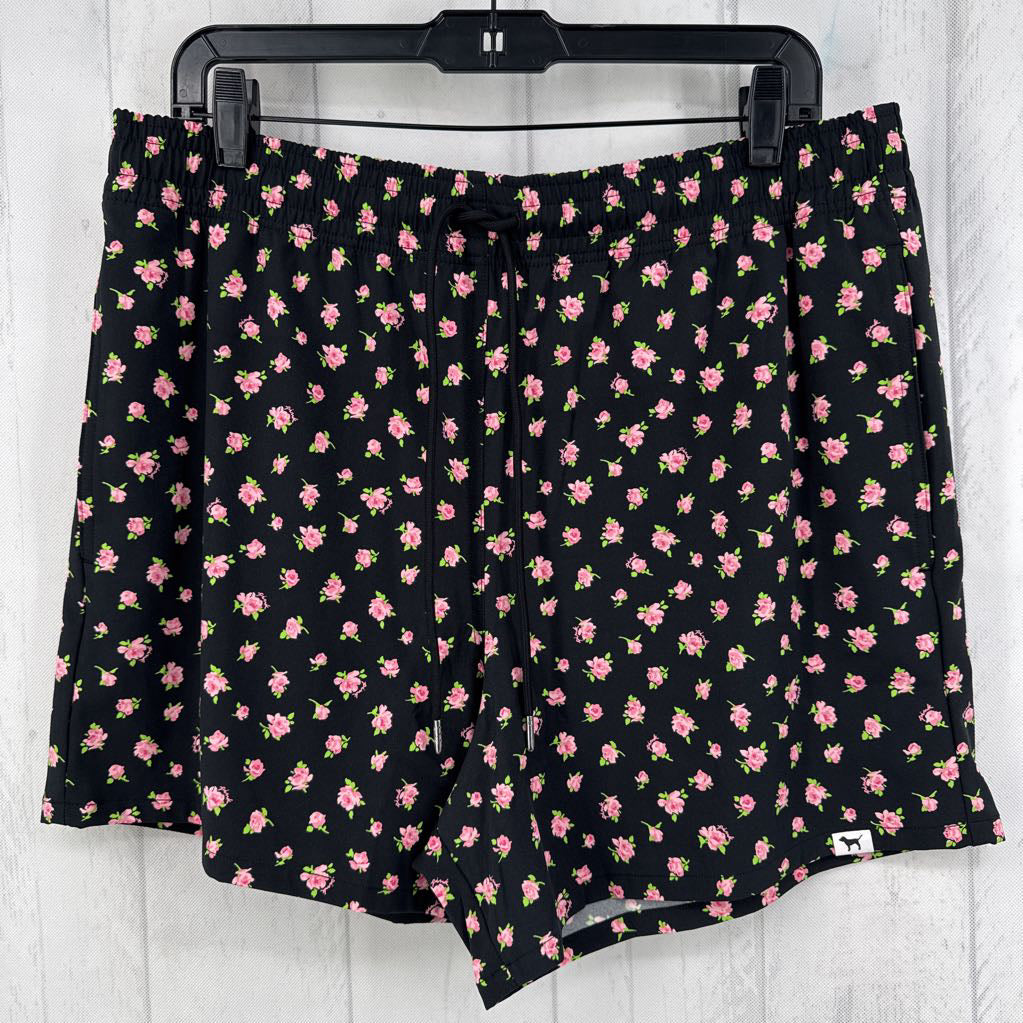 L flo print shorts