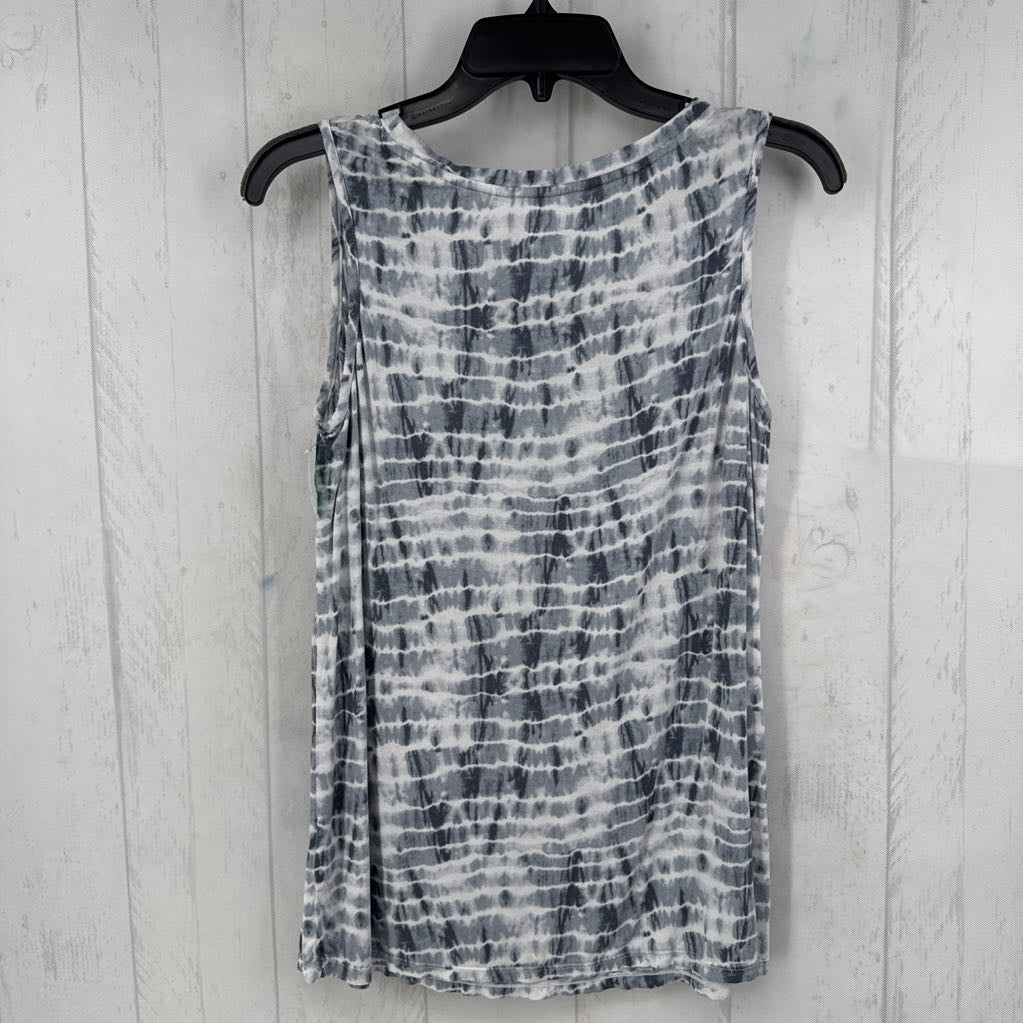 M tie-dye tank