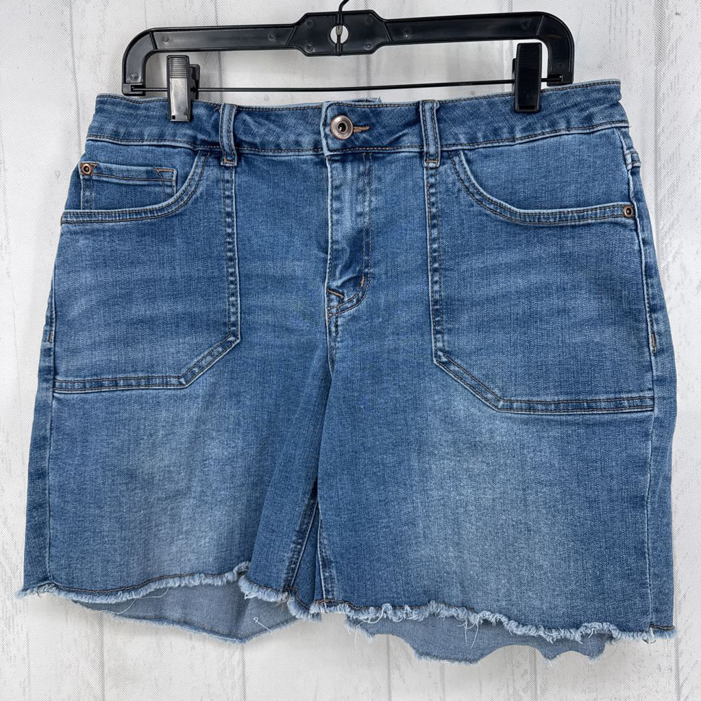 8 mid-rise jean shorts