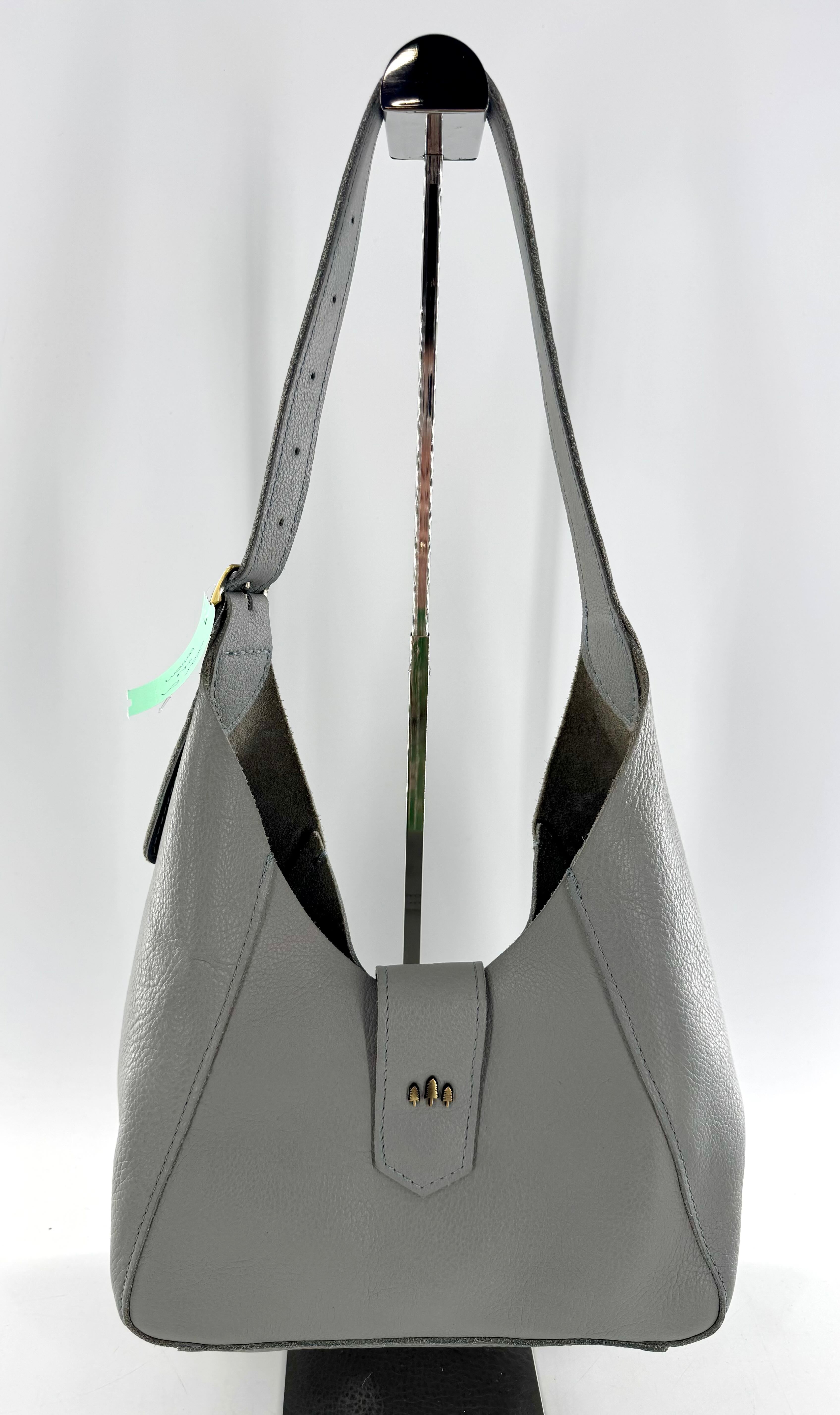 adjustable buckle strap shoulder bag