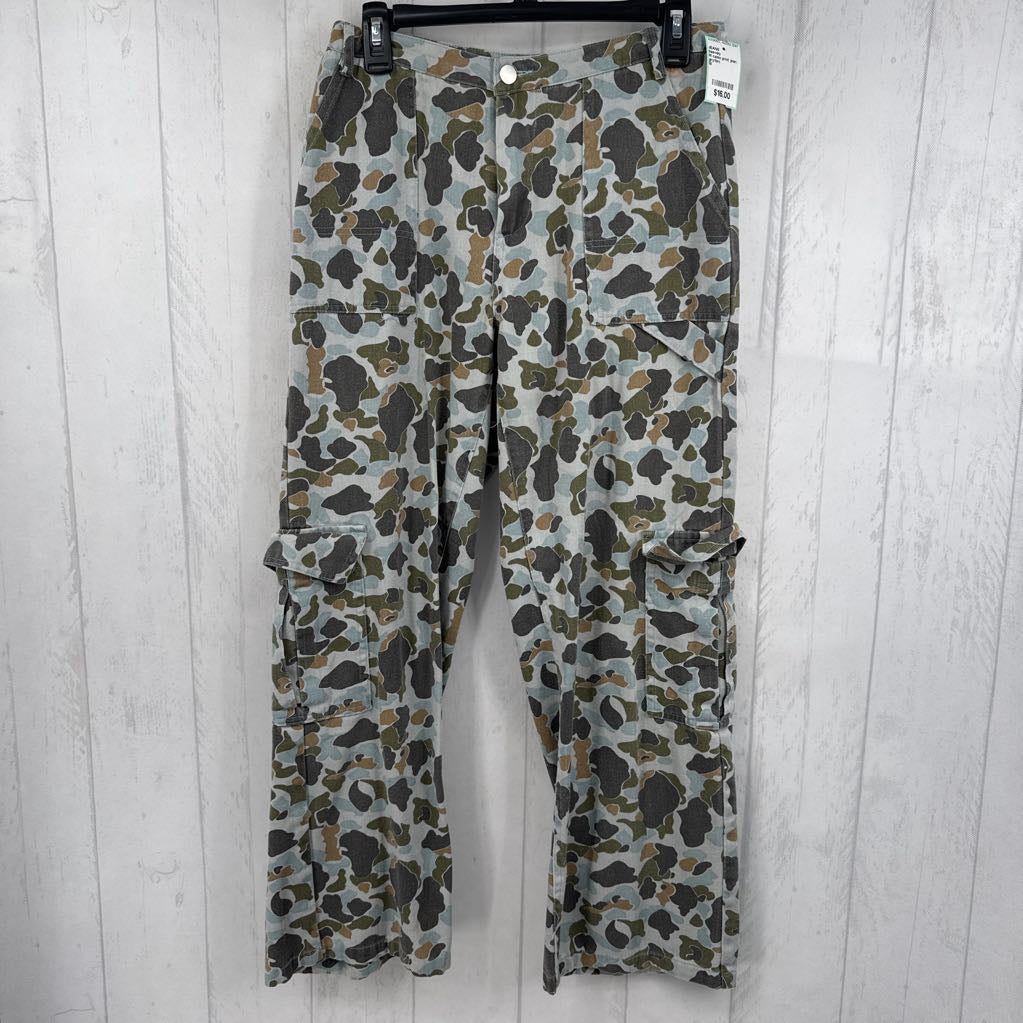 M camo print jean