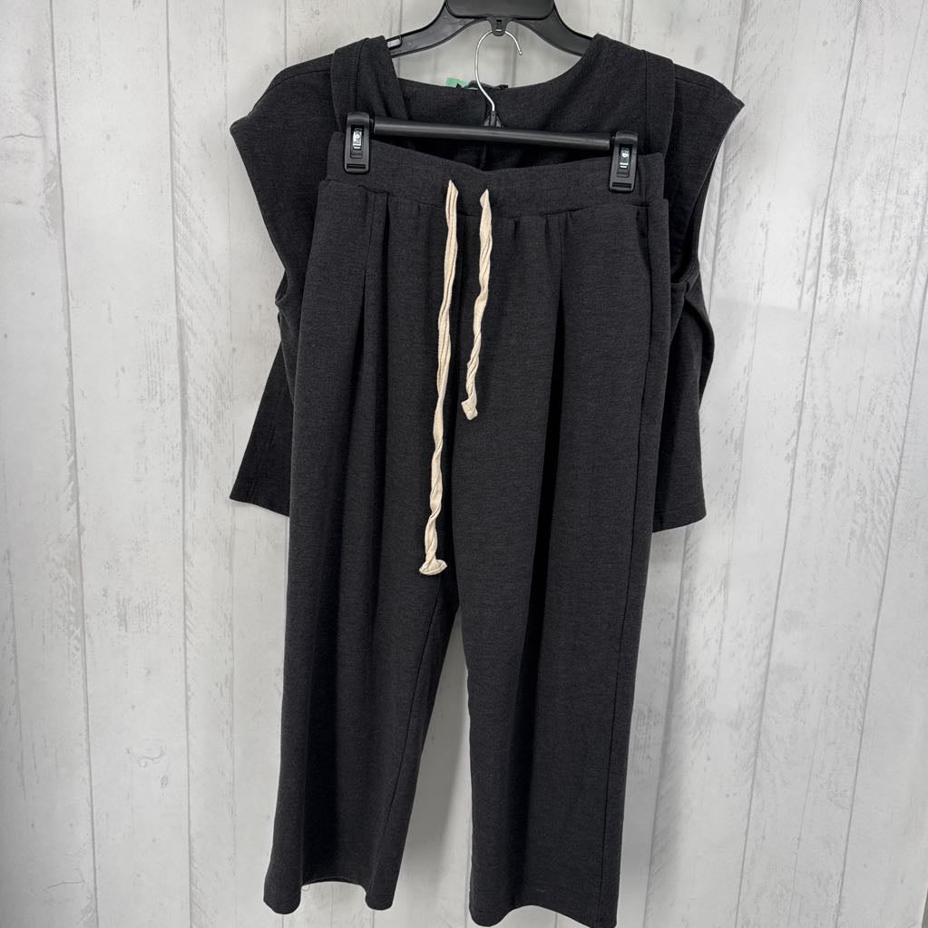 S 2pc v-neck hooded vest w/ pull-on pant