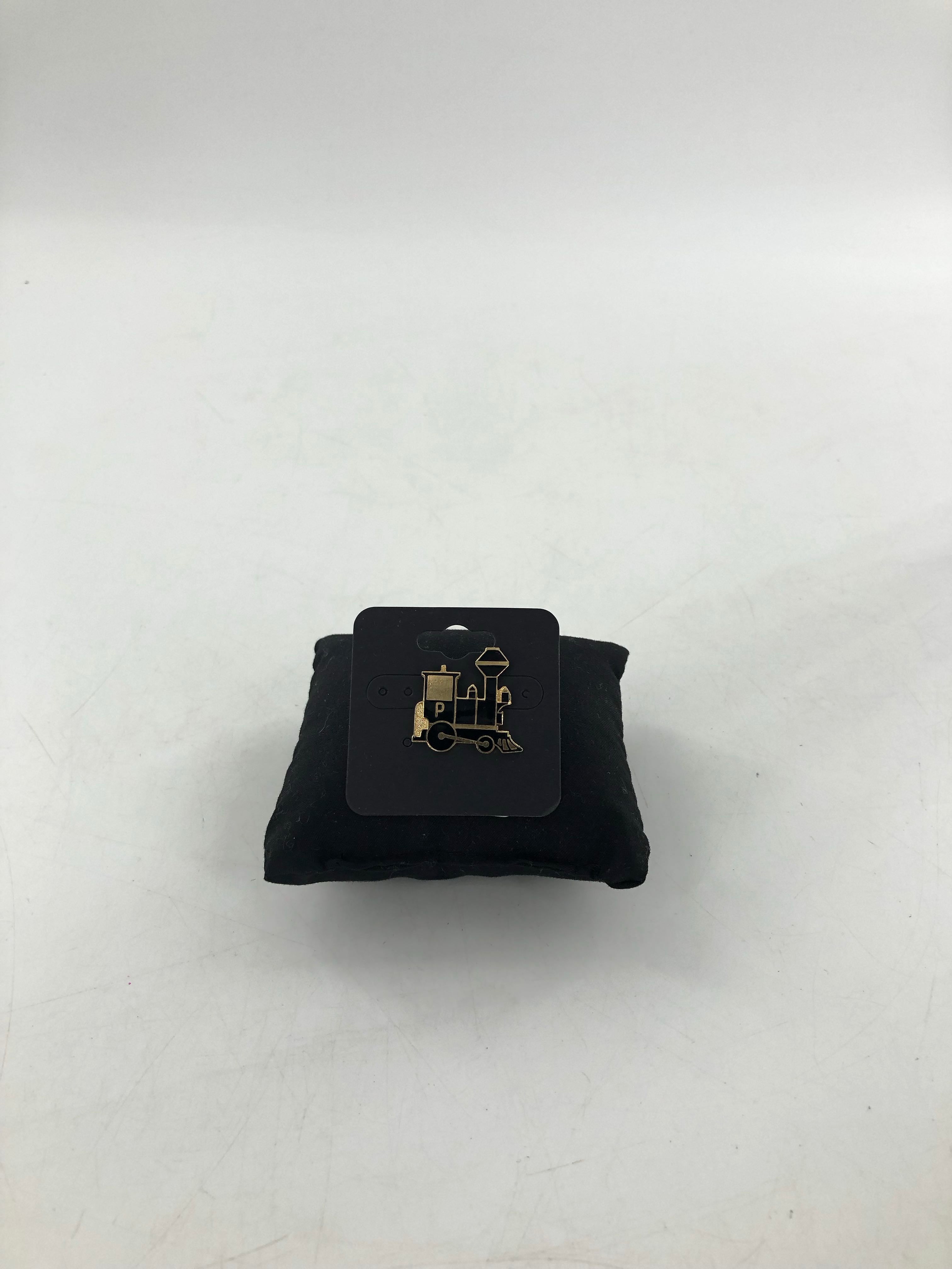 purdue boilermakers brooch