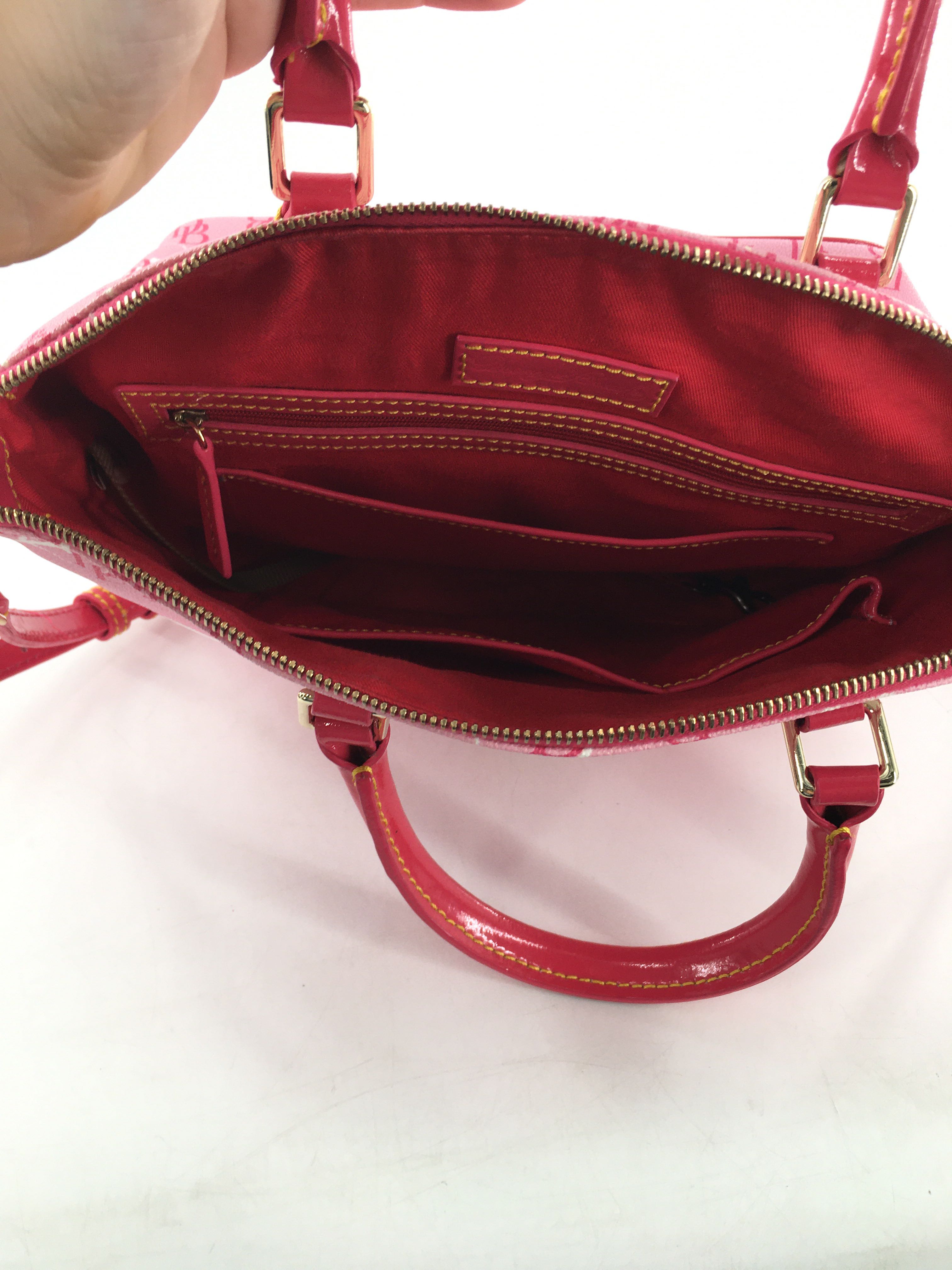 leather heart pattern satchel
