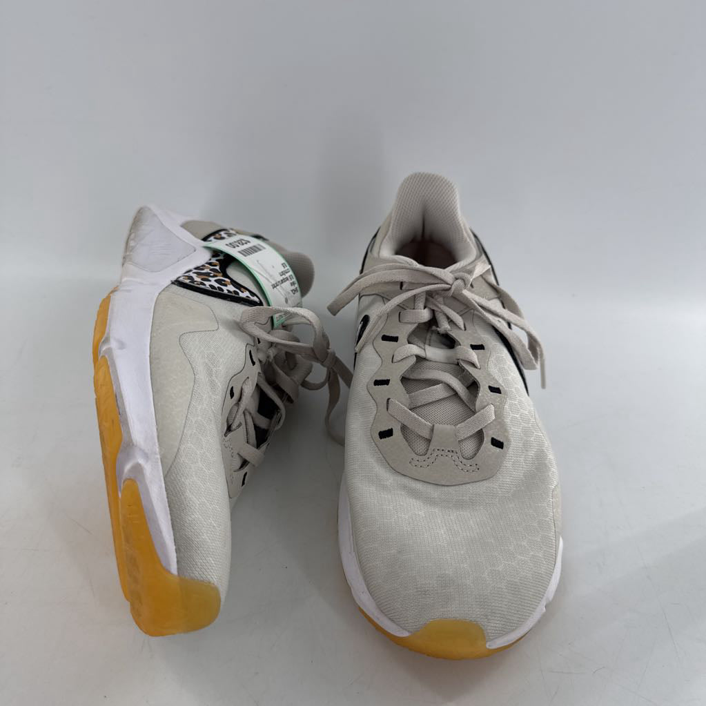 8.5 leopard print swoosh lace up sneakers