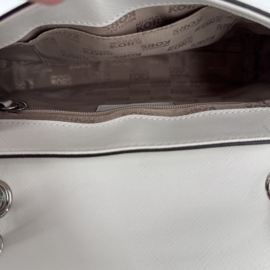 R298 chain strap scallop flap shoulder bag