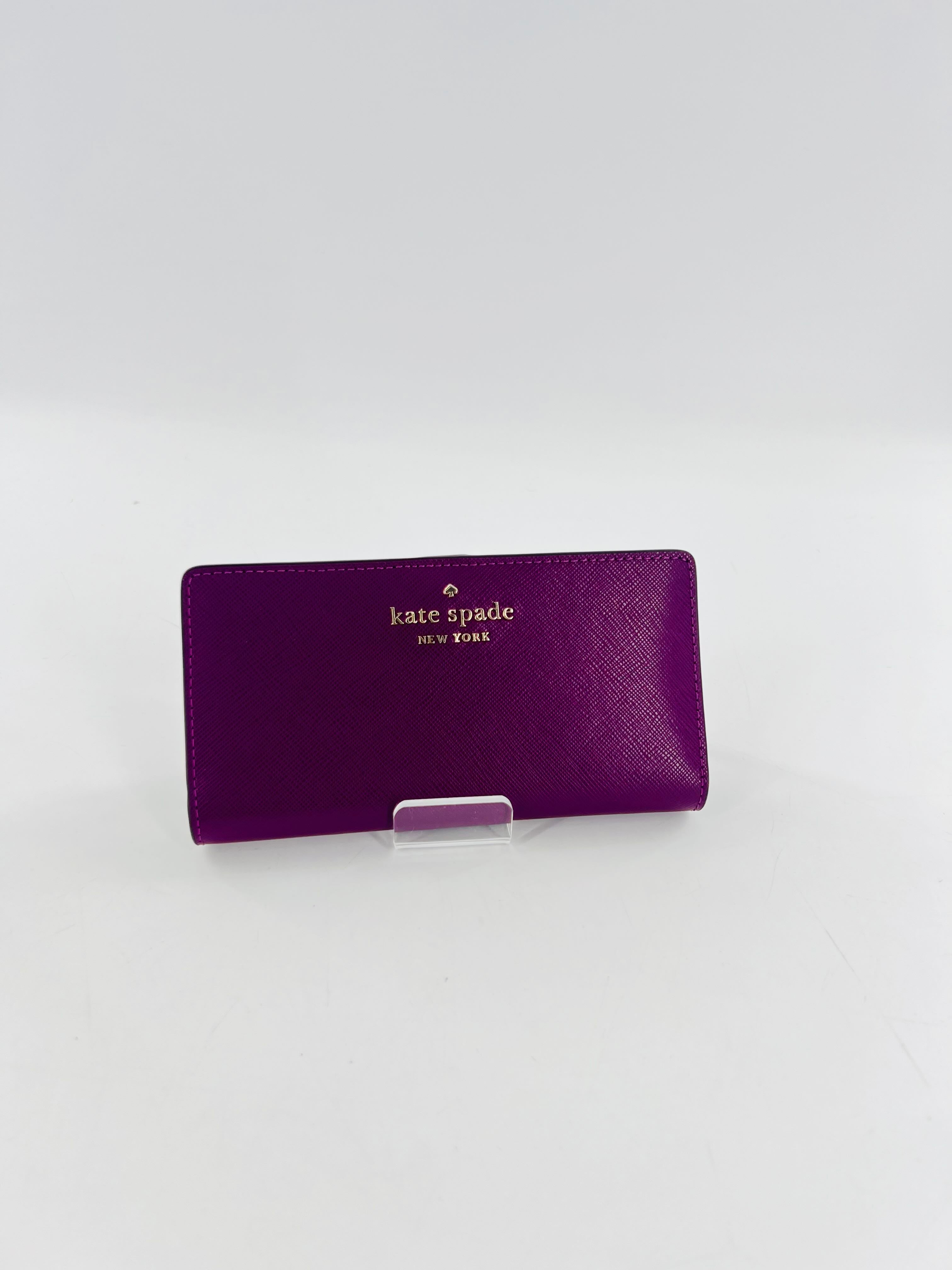 bi-fold slim wallet