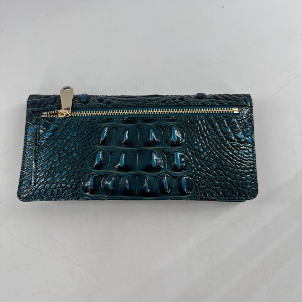 croc embossed bi-fold wallet