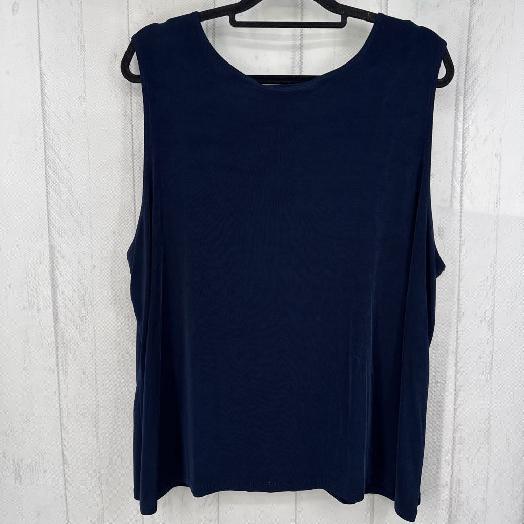 3X v-neck basic tank