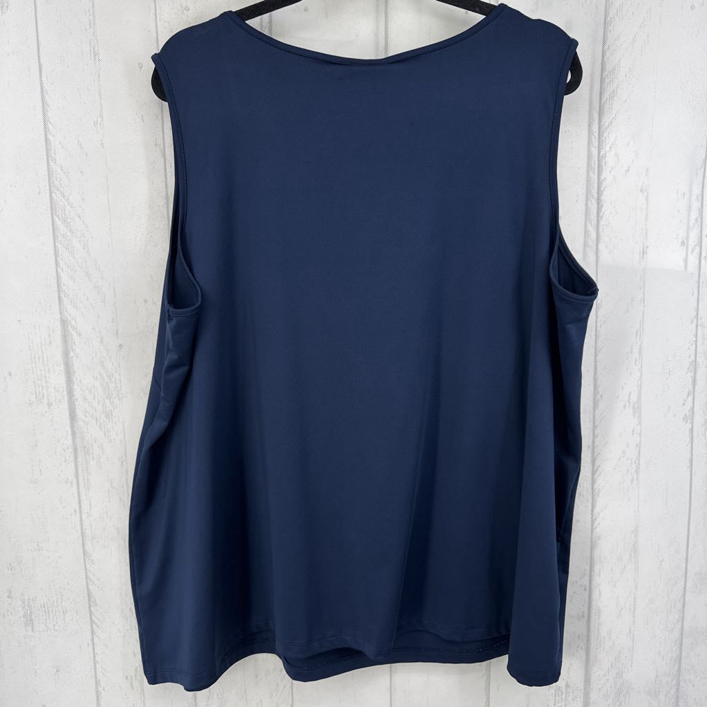3X scoop neck basic tank