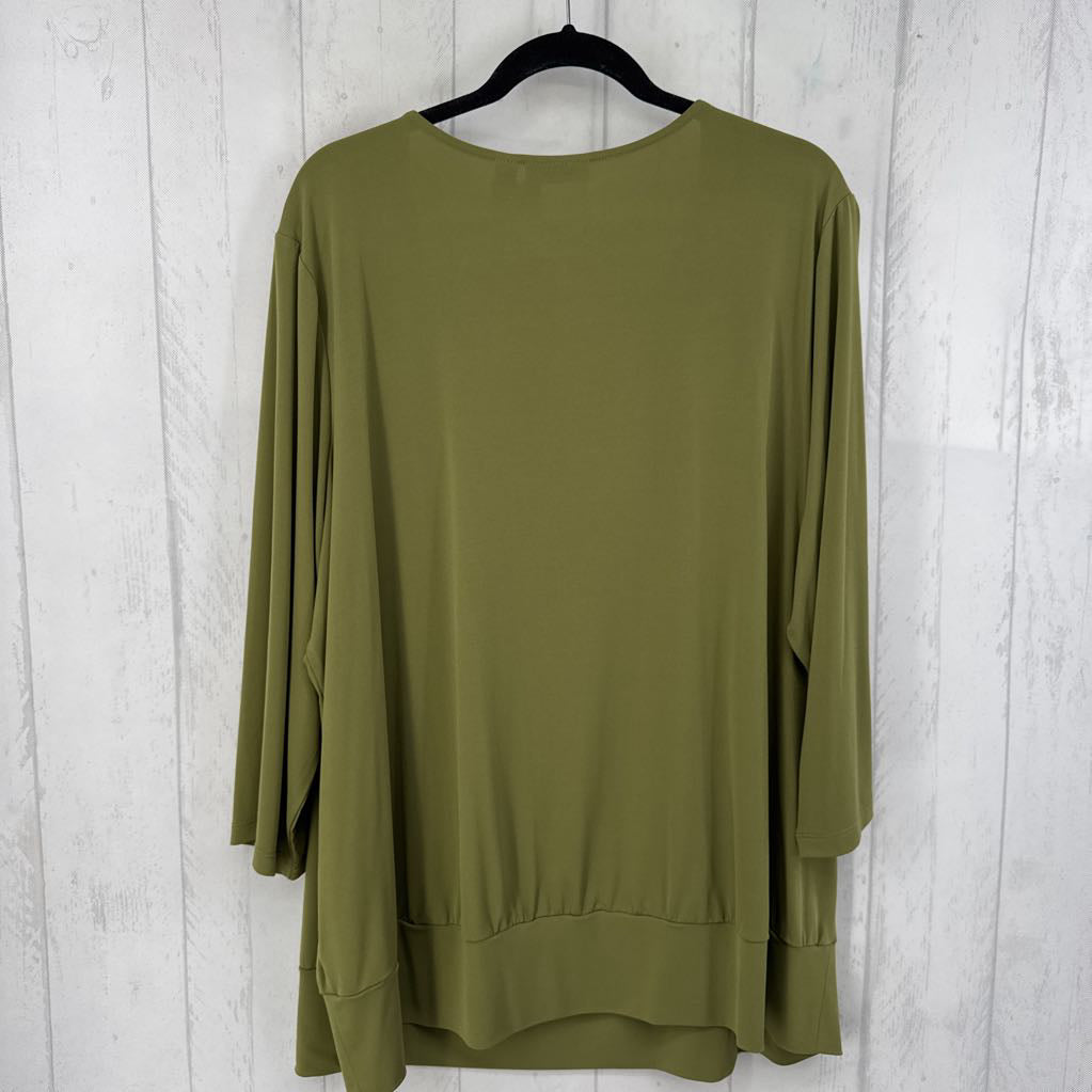 3X v-neck 3/4 slv top
