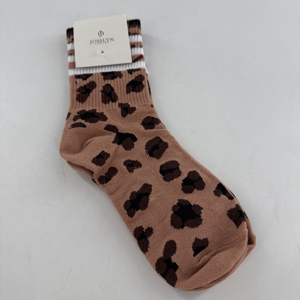half-crew socks-taupe
