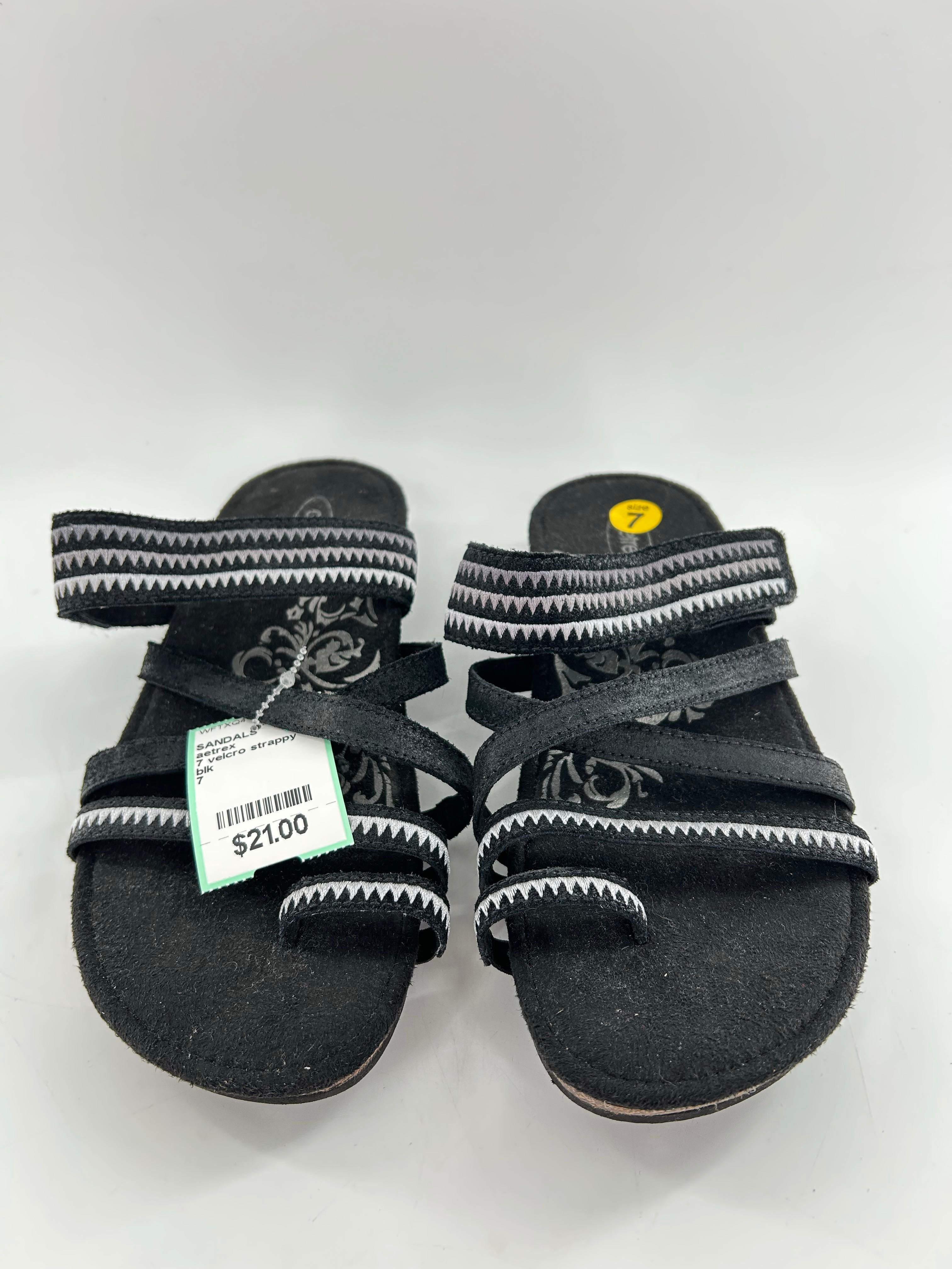 7 velcro strappy sandal