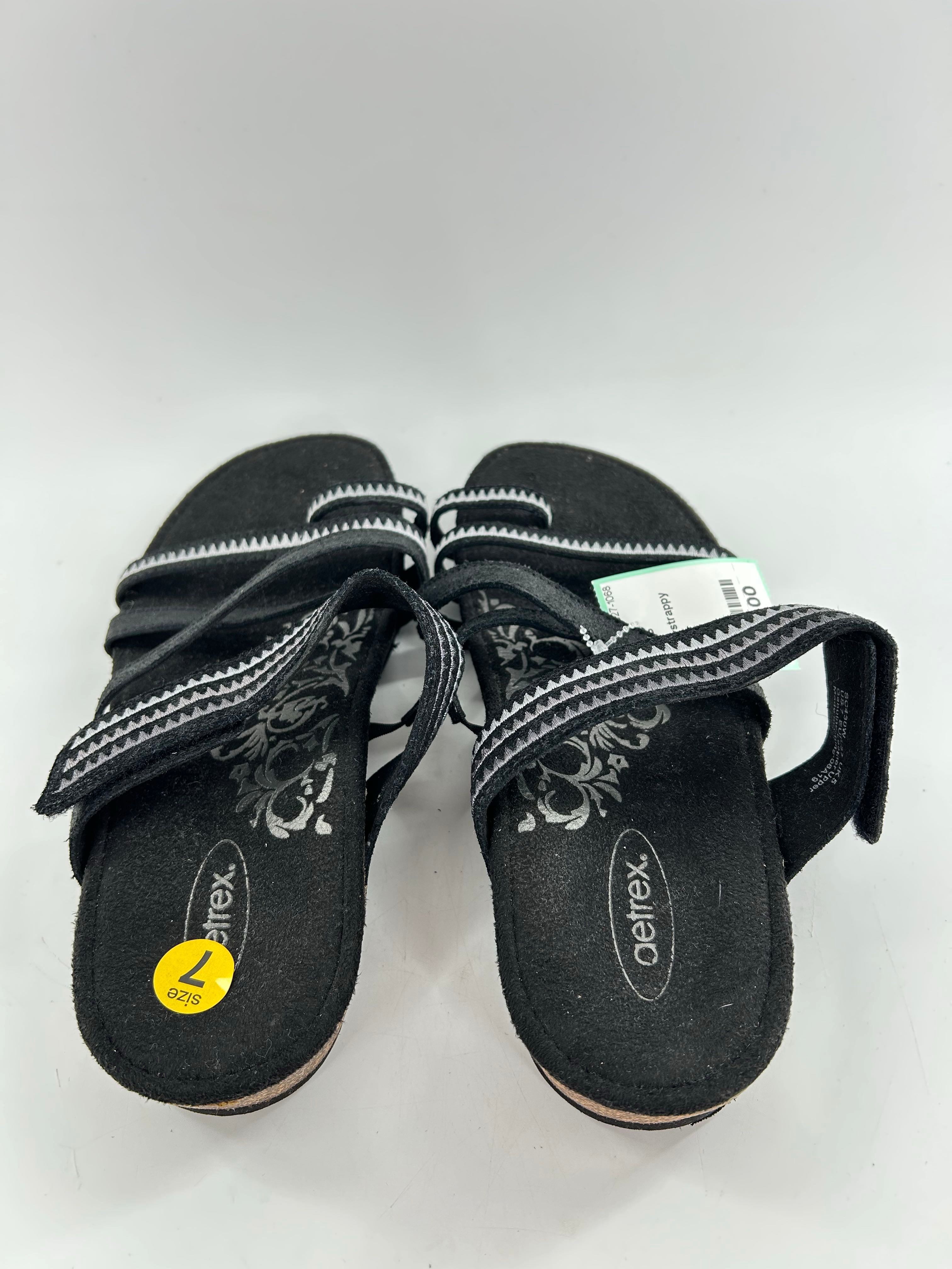 7 velcro strappy sandal