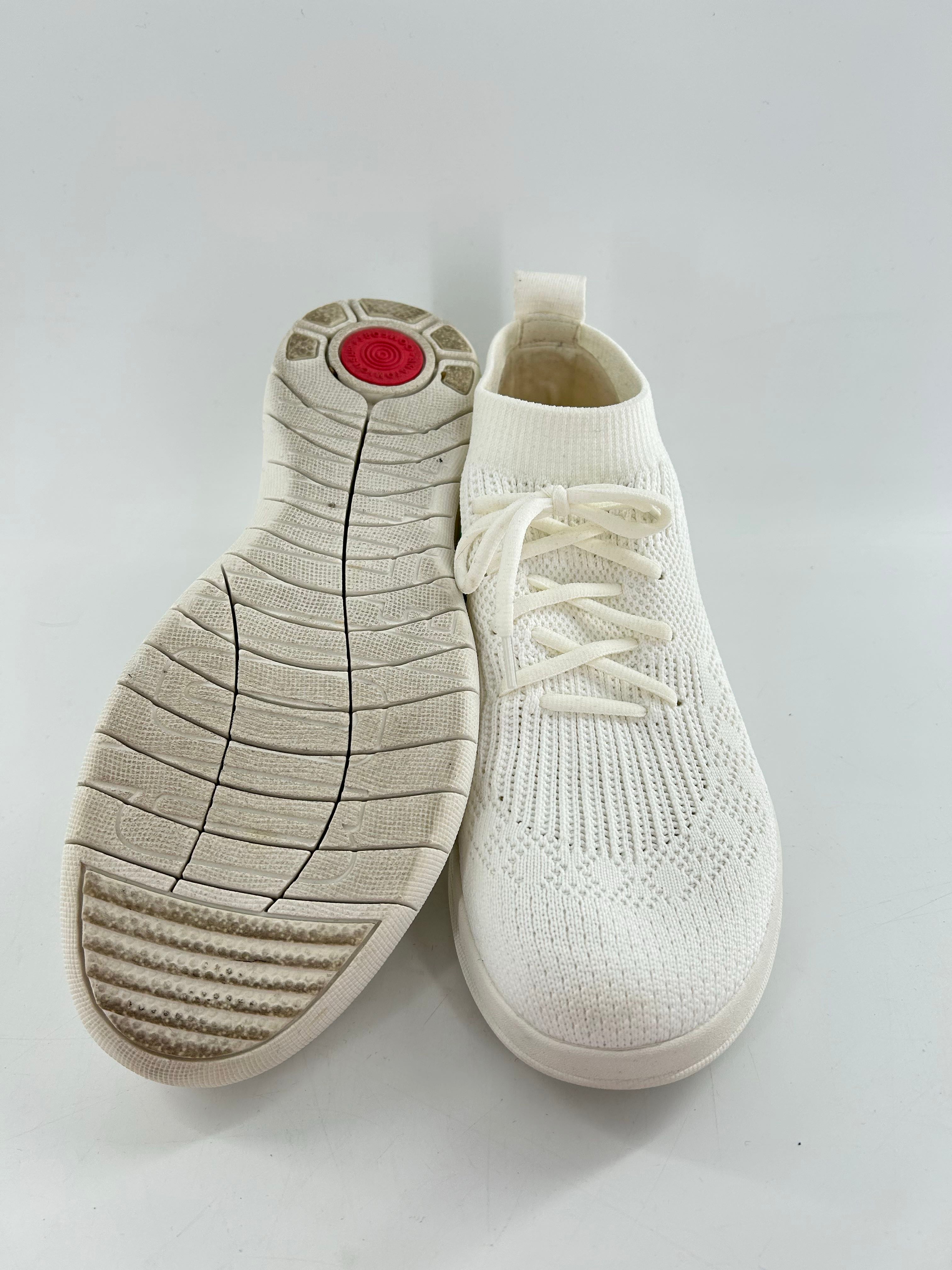7 knit slip-on sneaker