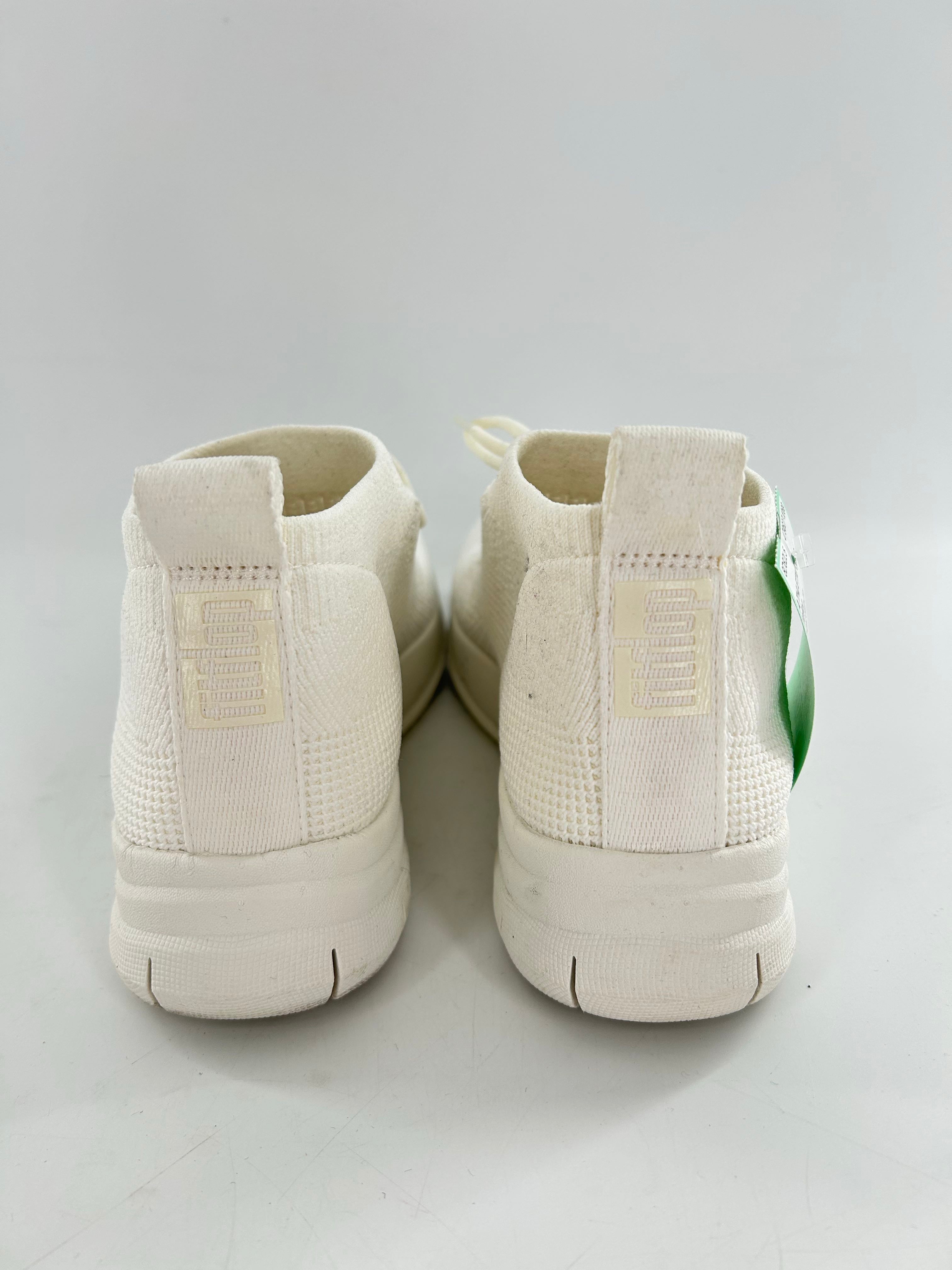 7 knit slip-on sneaker