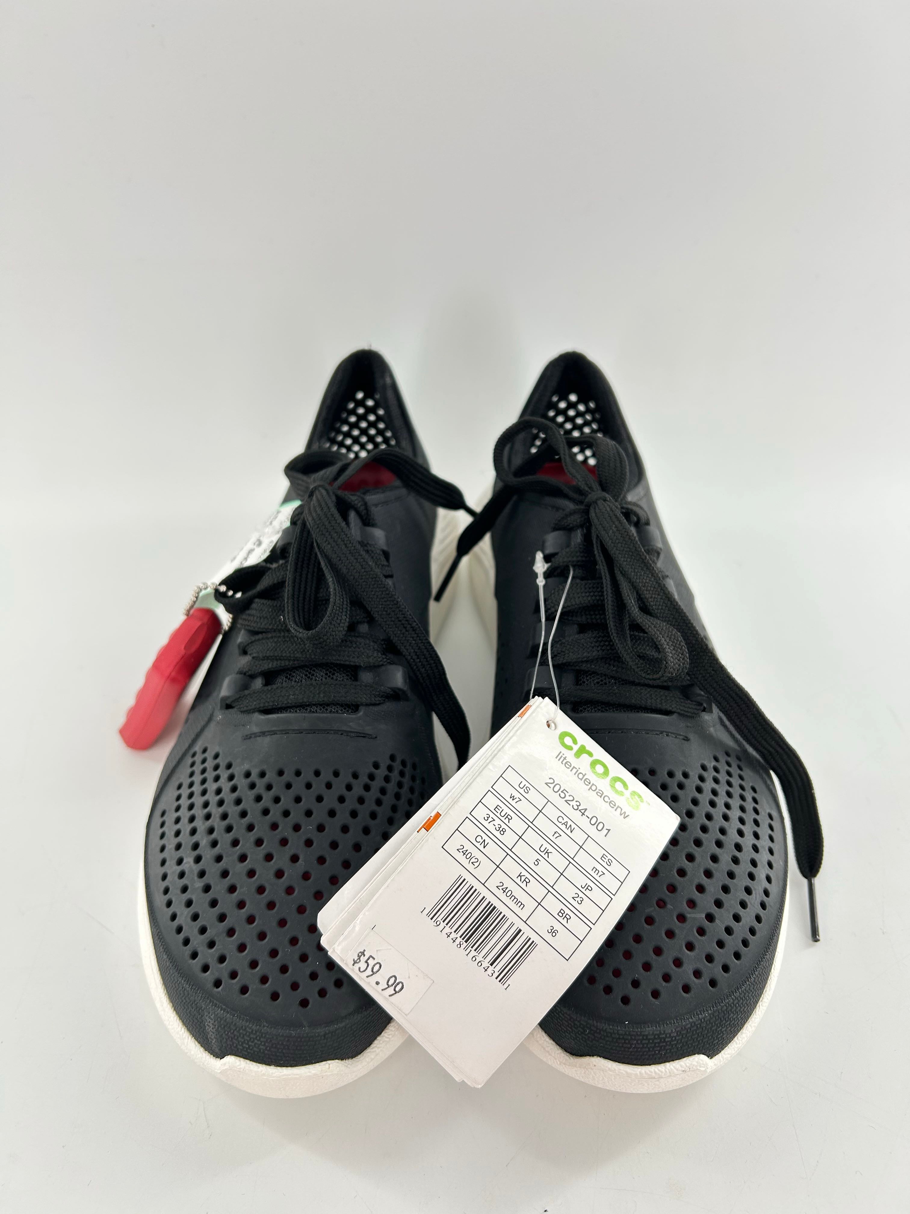 R60 7 lace-up rubber sneaker