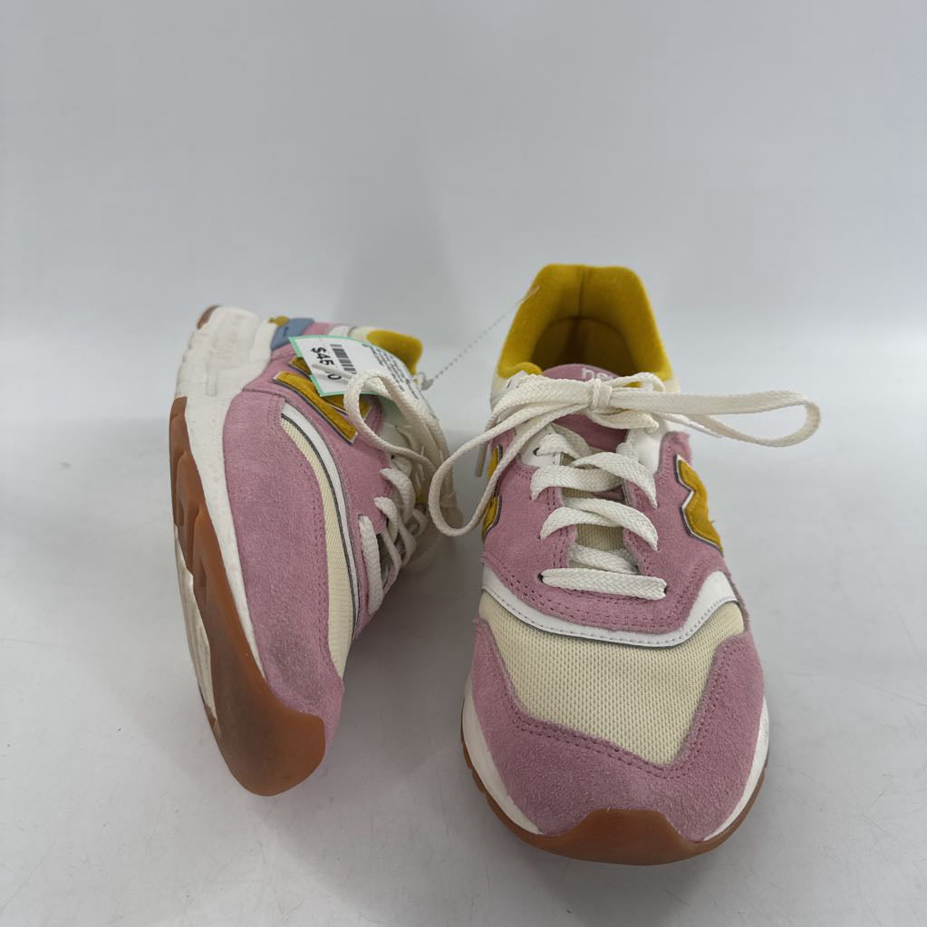 9 colorful lace up sneaker