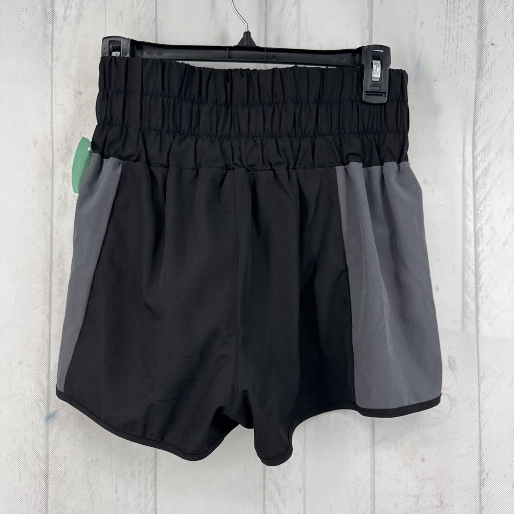 M hi-rise shorts