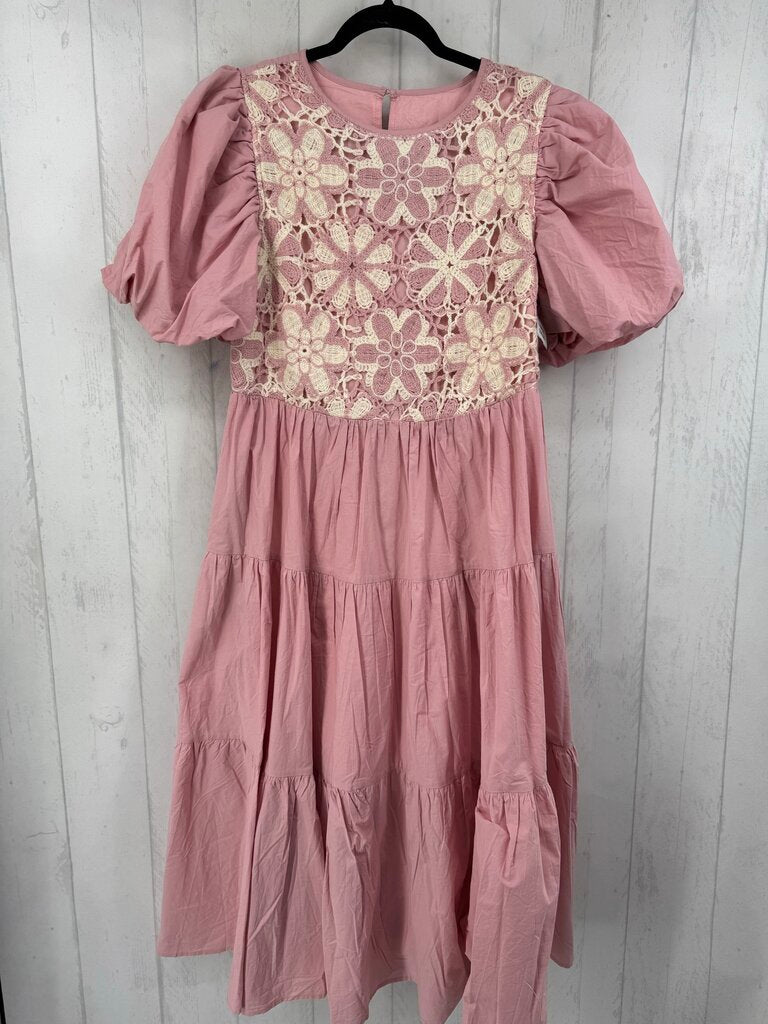 R63 M crochet floral tiered s/s dress